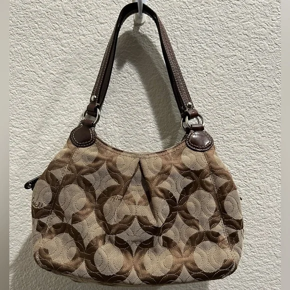 Coach Hand Bag D0982-42949 Brown/Tan with Lilac inside lining Like new - Picture 1 of 12